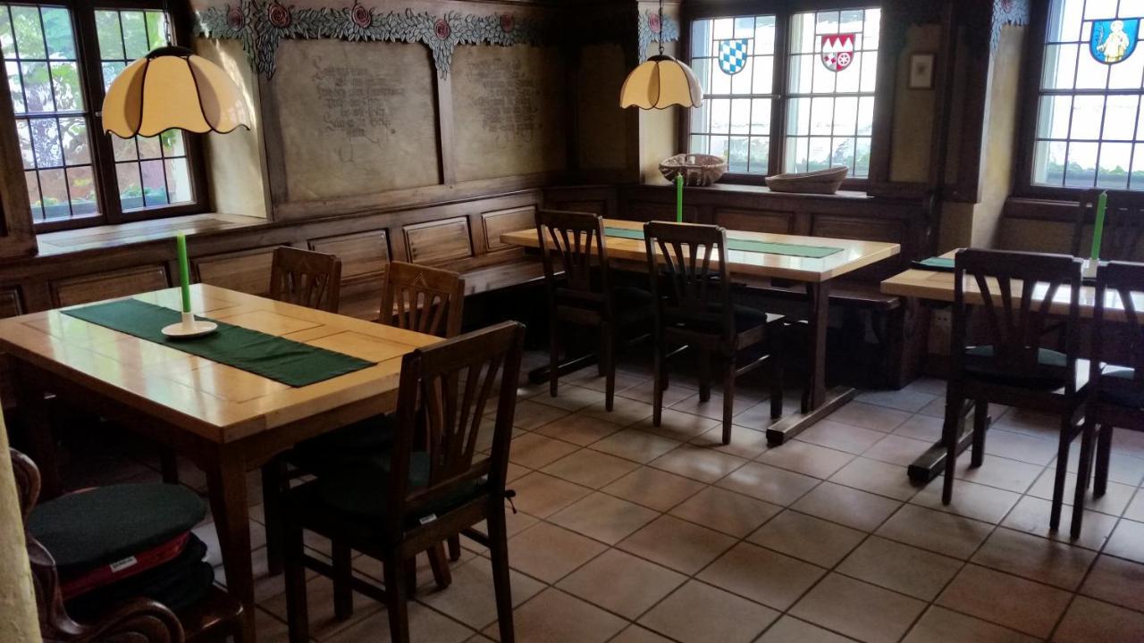 Familienfreundliche Apartments Am Park Würzburg Eksteriør bilde